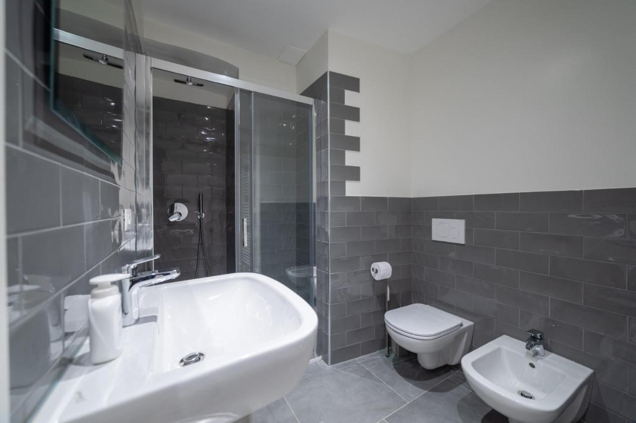 To.Sta Bwithoutb Home Sharing Nel Centro Di Torino Экстерьер фото