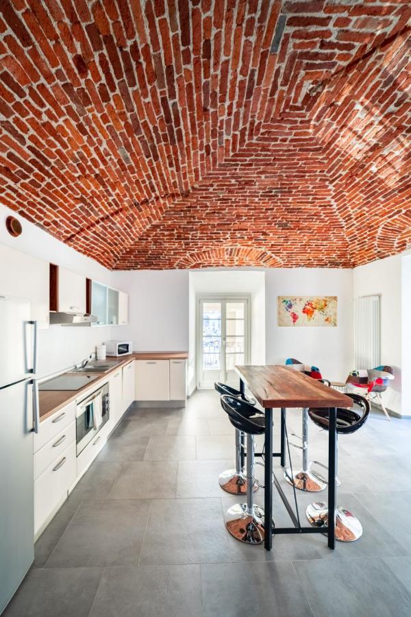 To.Sta Bwithoutb Home Sharing Nel Centro Di Torino Экстерьер фото